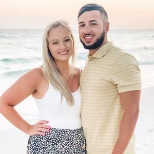 Meet your Posher, Caitlin